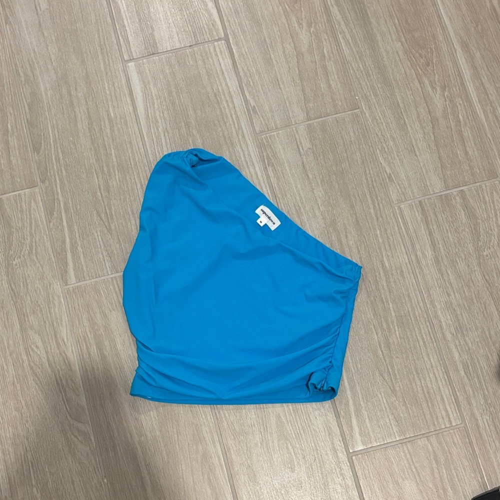 superdown Blue One-Shoulder Top
